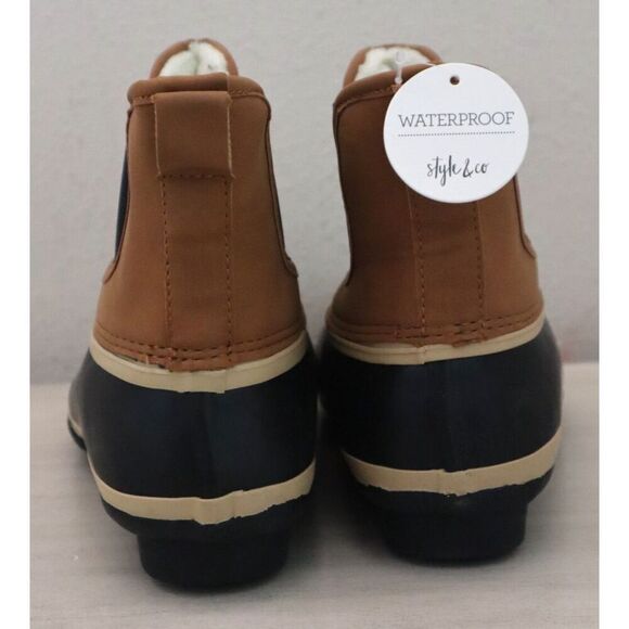 Style & Co. Womens 10M Chestnut Brown Harlii PU Leather Pull-On Ankle Duck Boots - Picture 2 of 13